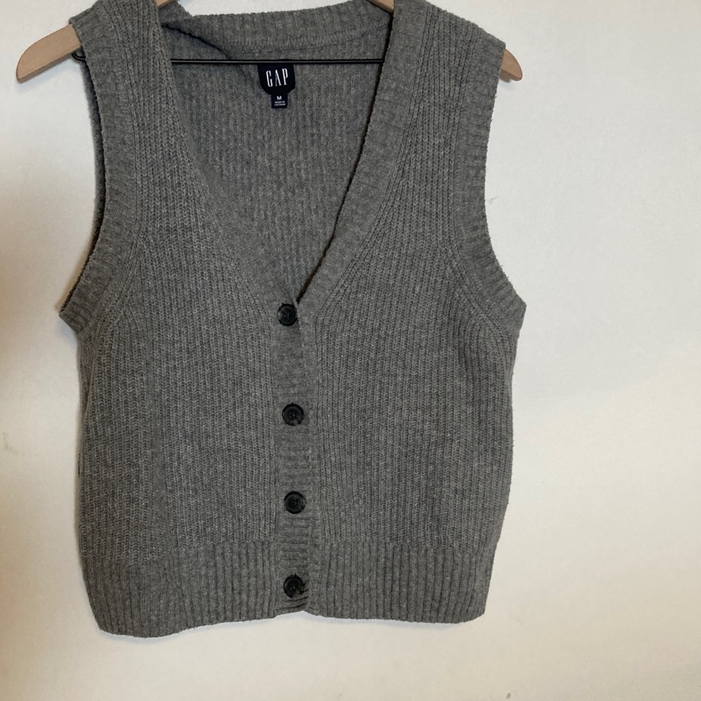 GAP Gray Knit Buttoned Vest